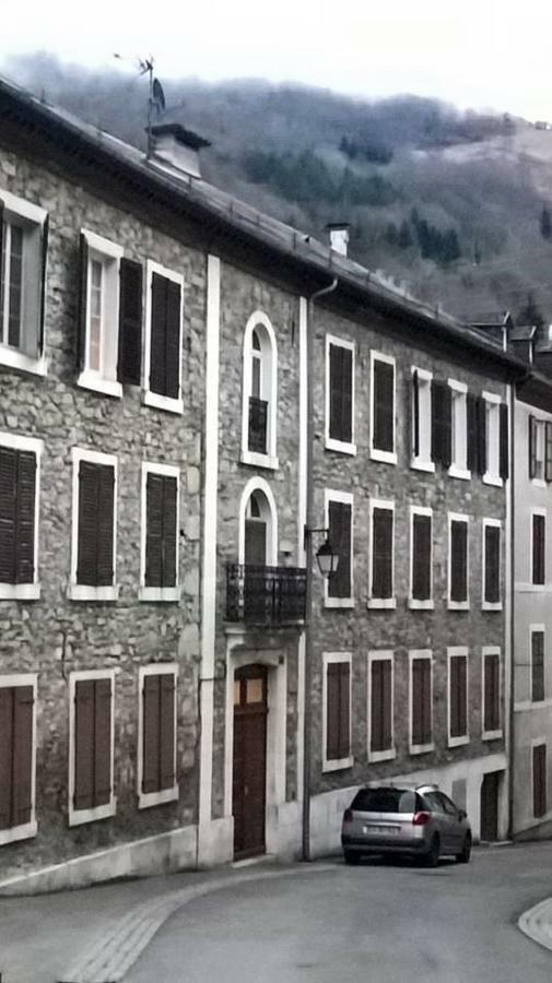 Appartement De La Cascade 欧波讷 外观 照片